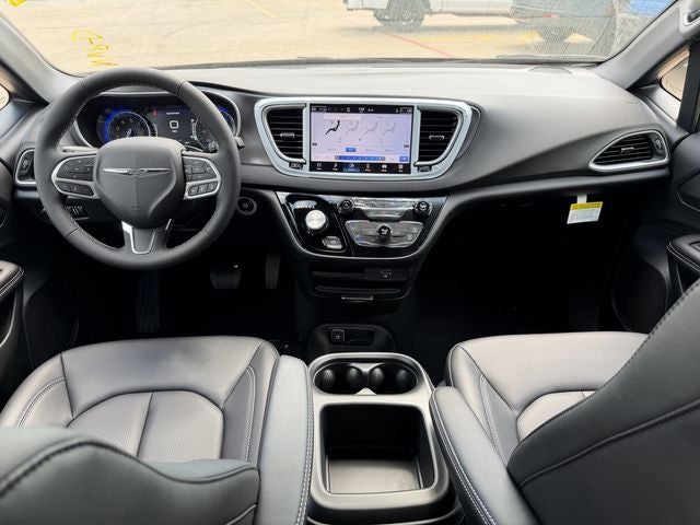 2026 Chrysler Voyager VOYAGER LX