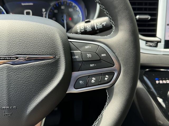 2026 Chrysler Voyager VOYAGER LX