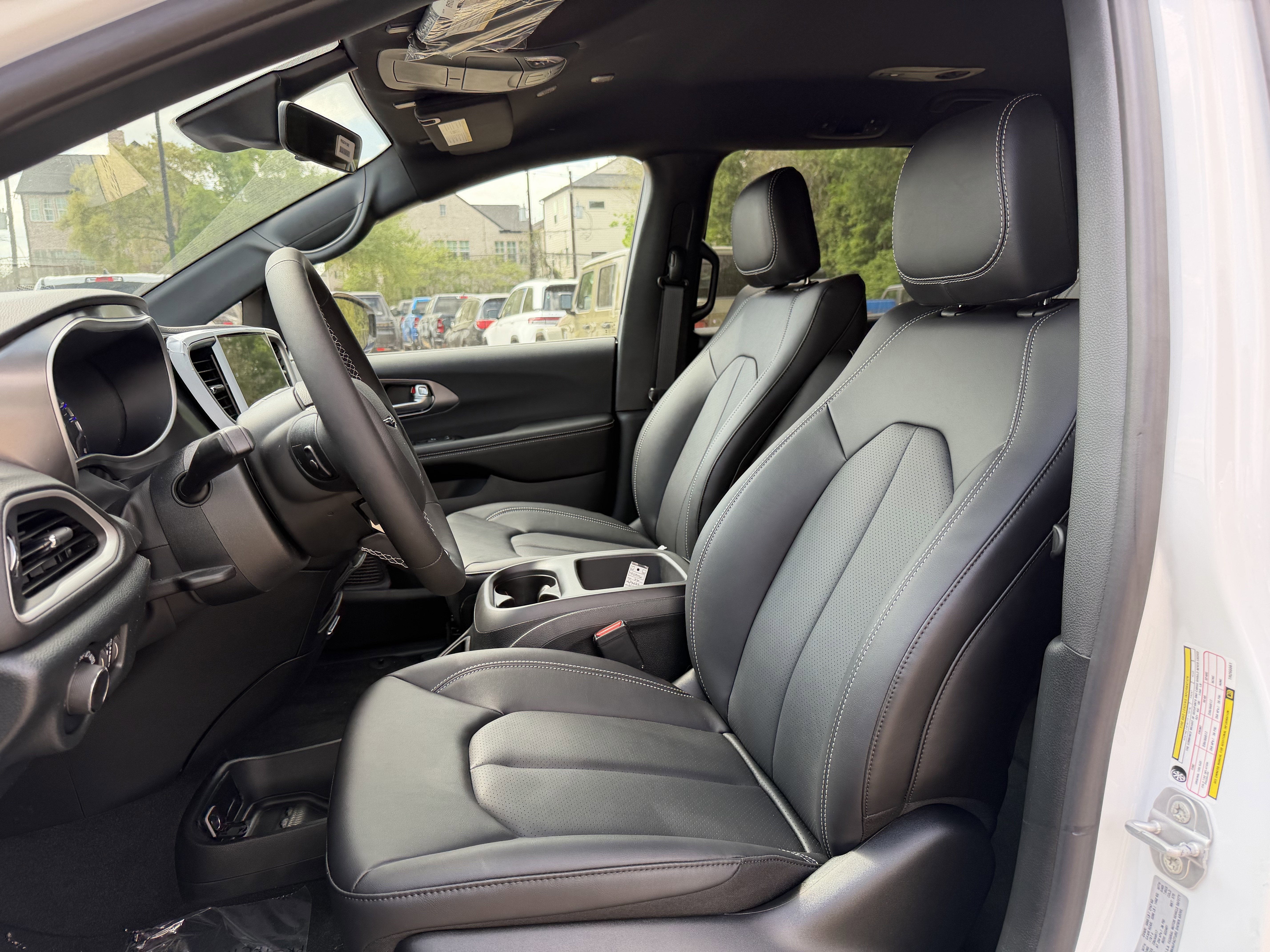 2026 Chrysler Voyager VOYAGER LX