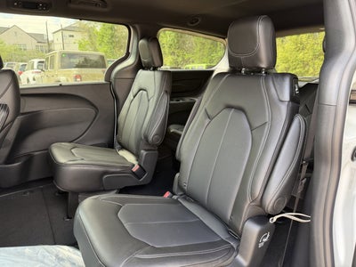 2026 Chrysler Voyager VOYAGER LX