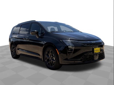 2027 Chrysler Pacifica Limited