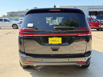 2026 Chrysler Pacifica PACIFICA LIMITED