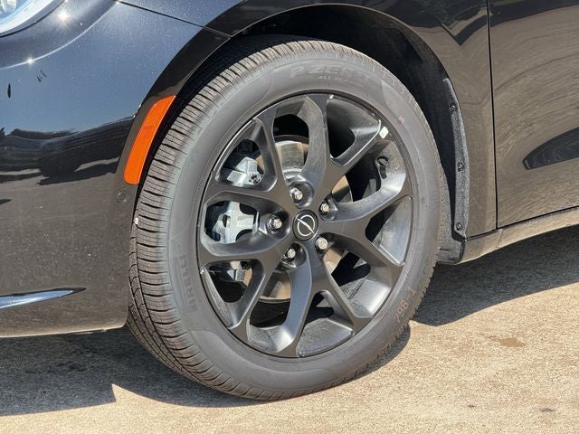 2026 Chrysler Pacifica PACIFICA LIMITED