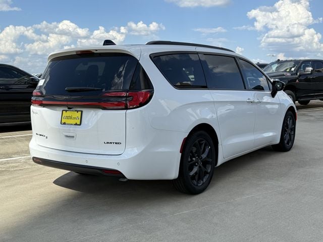 2026 Chrysler Pacifica PACIFICA LIMITED