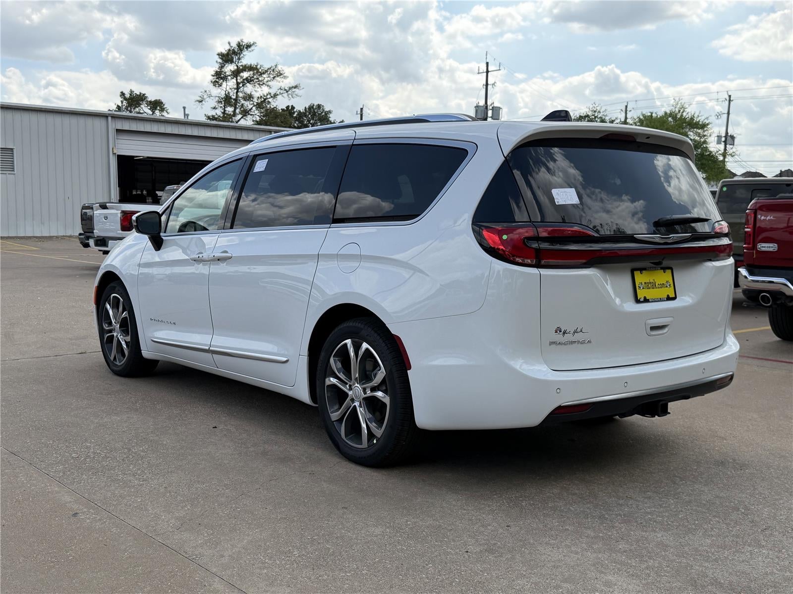 2026 Chrysler Pacifica PACIFICA PINNACLE