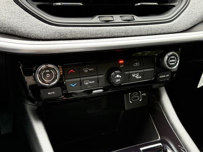 2026 Jeep Compass COMPASS LATITUDE 4X4