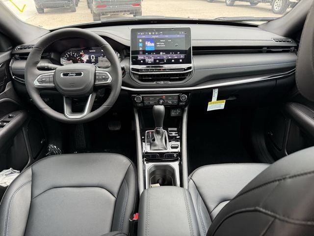 2025 Jeep Compass COMPASS LIMITED 4X4