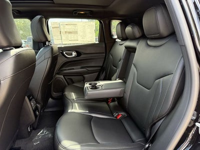 2025 Jeep Compass COMPASS LIMITED 4X4