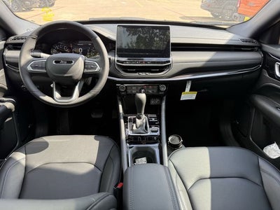 2025 Jeep Compass COMPASS LIMITED 4X4