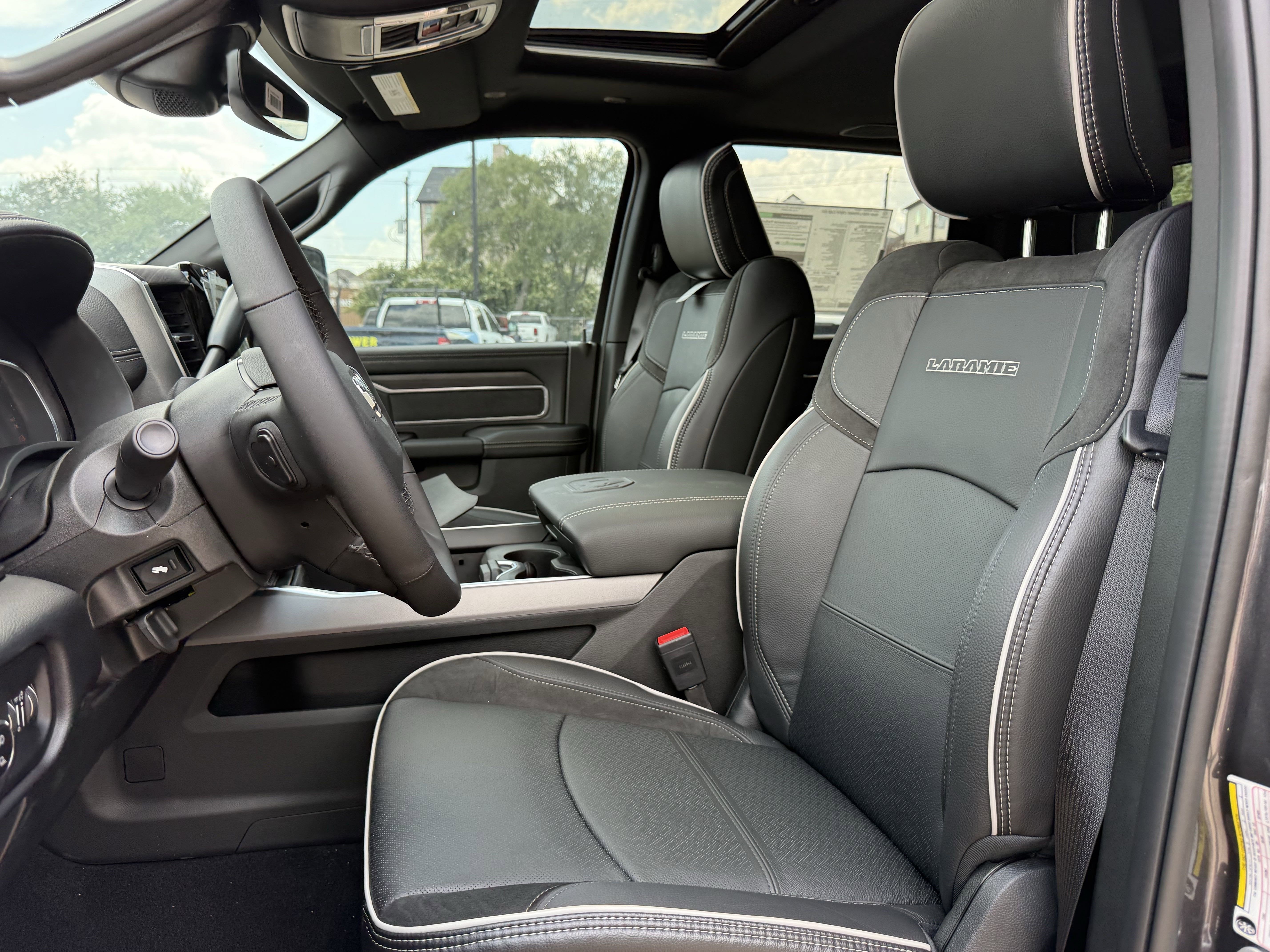 2025 RAM 2500 LARAMIE