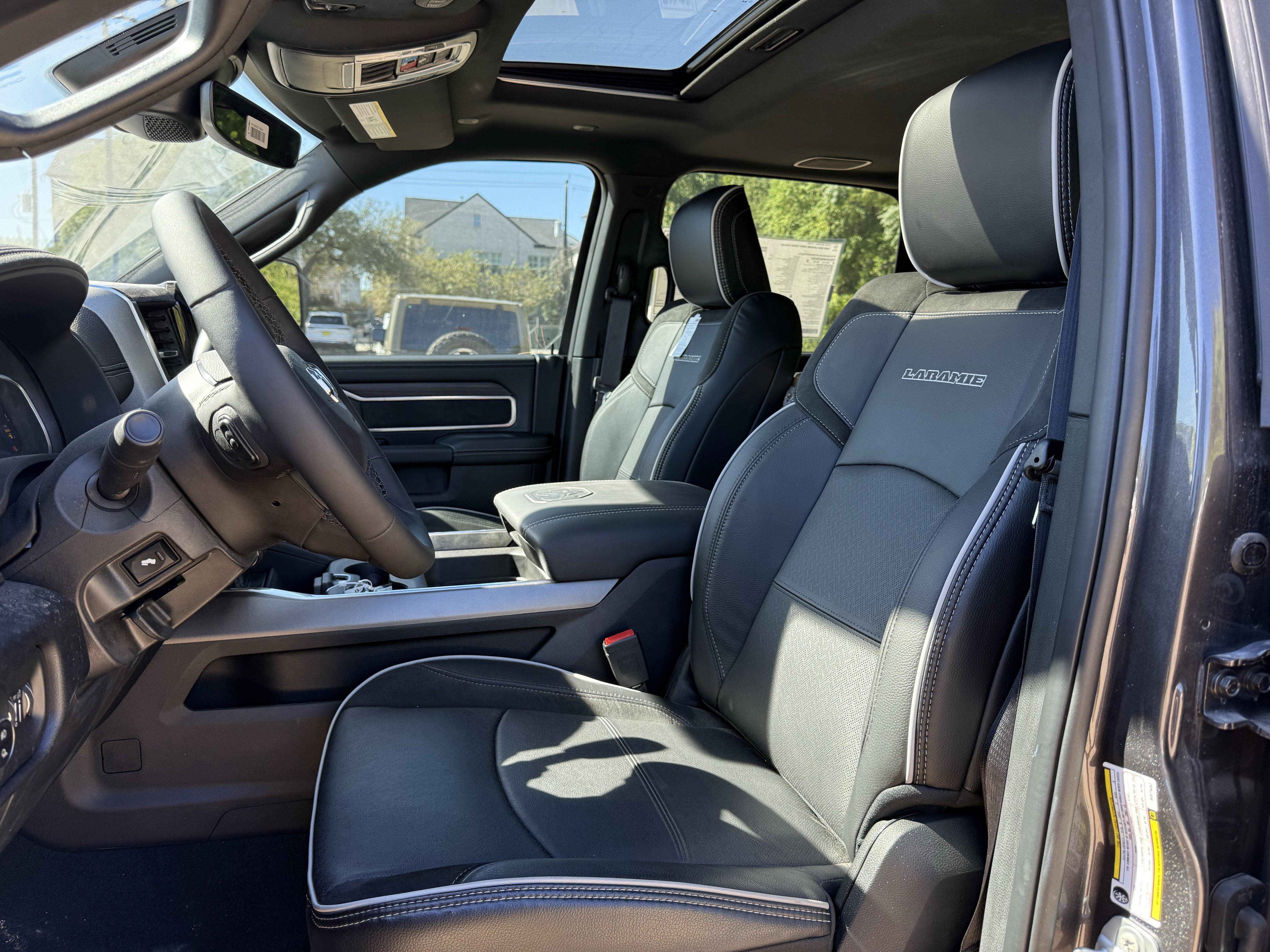 2025 RAM 2500 LARAMIE