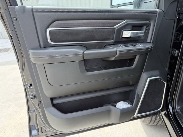 2025 RAM 2500 LARAMIE