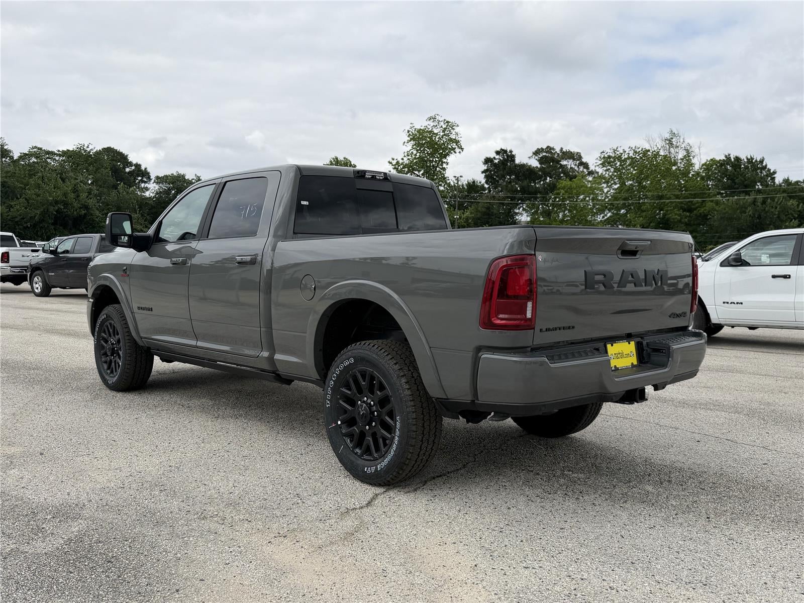 2026 RAM 2500 LIMITED CREW CAB 4X4 6'4' BOX