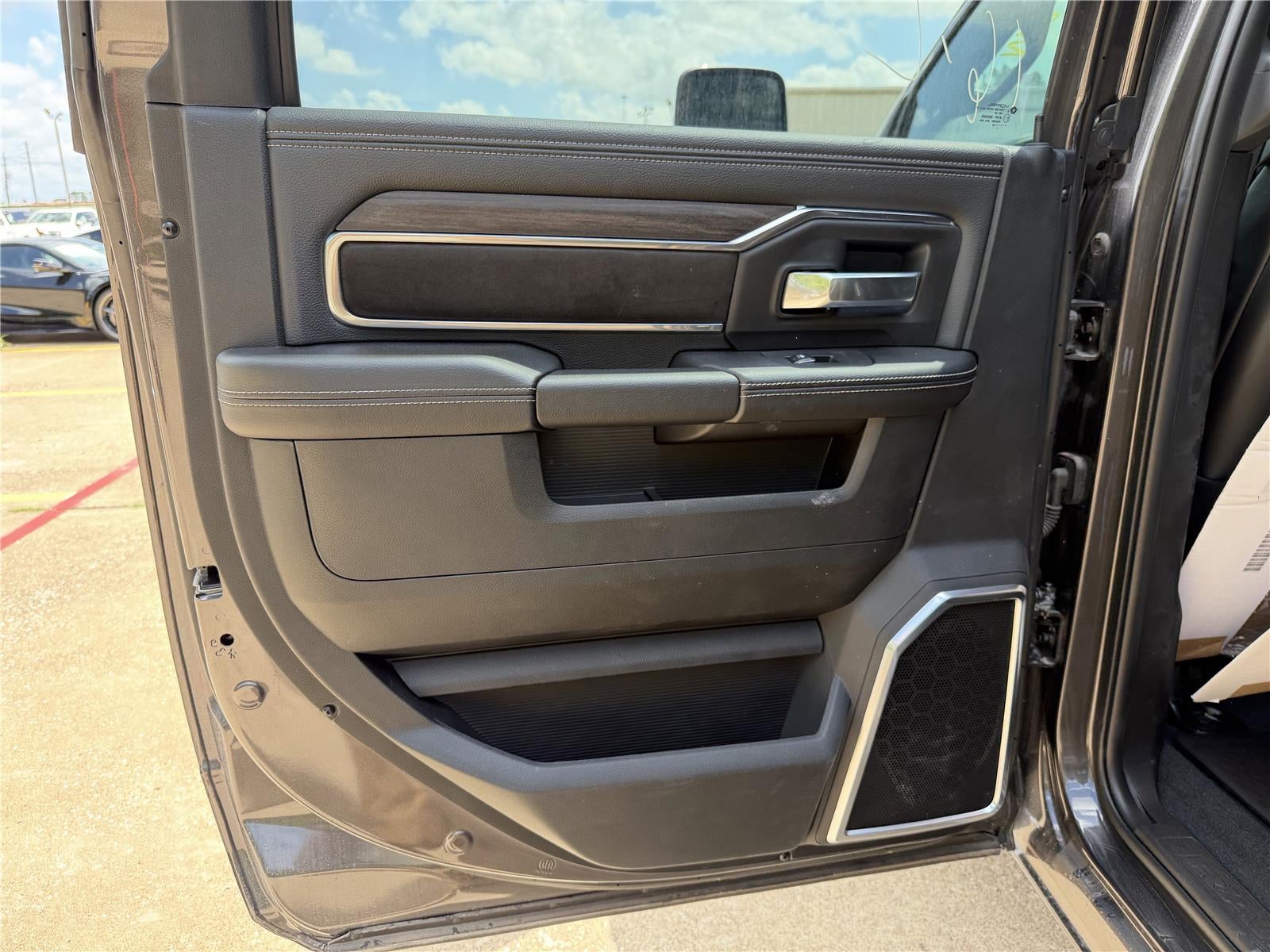 2026 RAM 3500 LARAMIE
