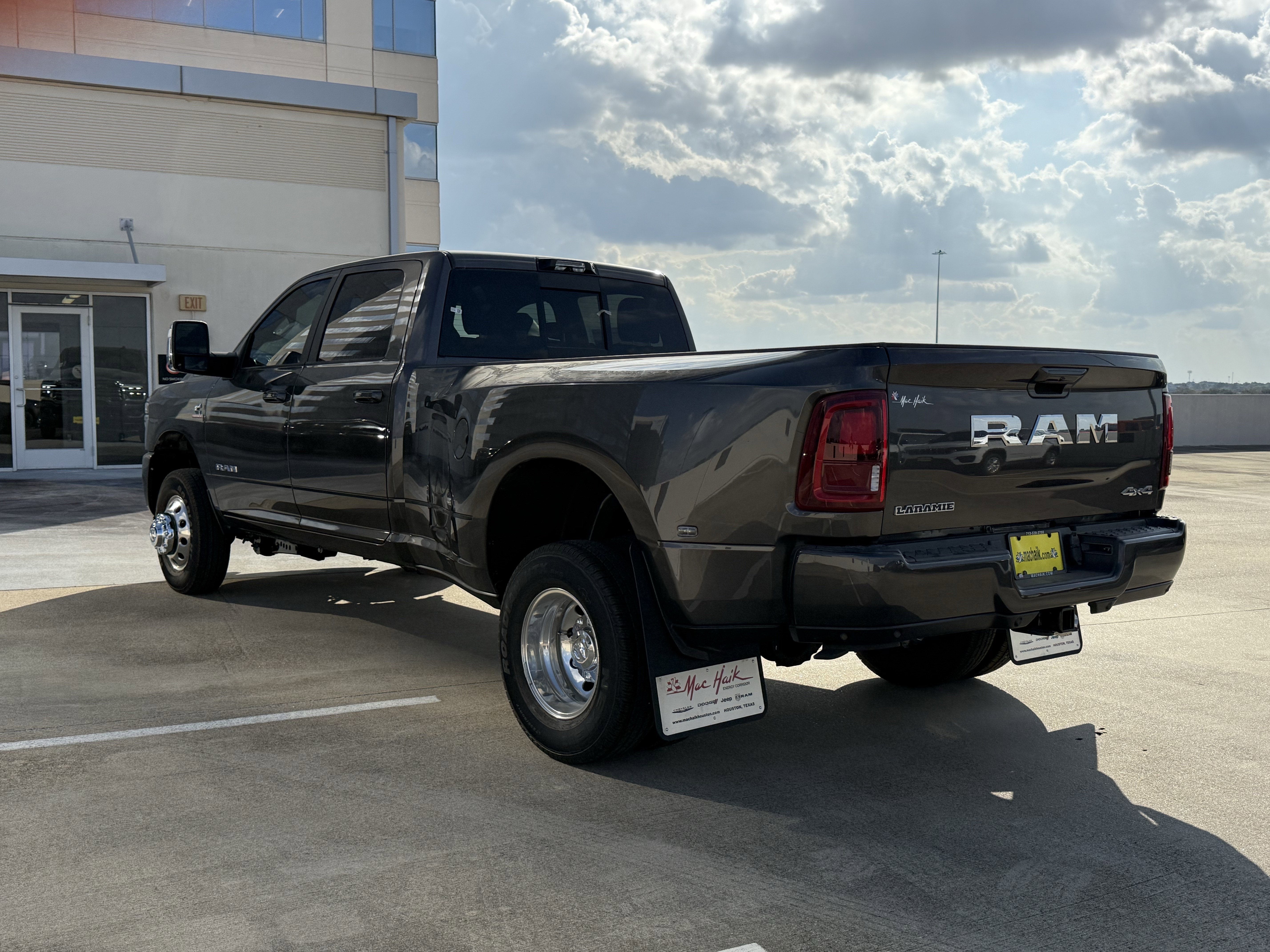 2026 RAM 3500 LARAMIE