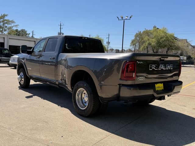 2026 RAM 3500 RAM 3500 LIMITED LONGHORN CREW CAB 4X4 8' BOX
