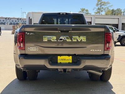 2026 RAM 3500 RAM 3500 LIMITED LONGHORN CREW CAB 4X4 8' BOX