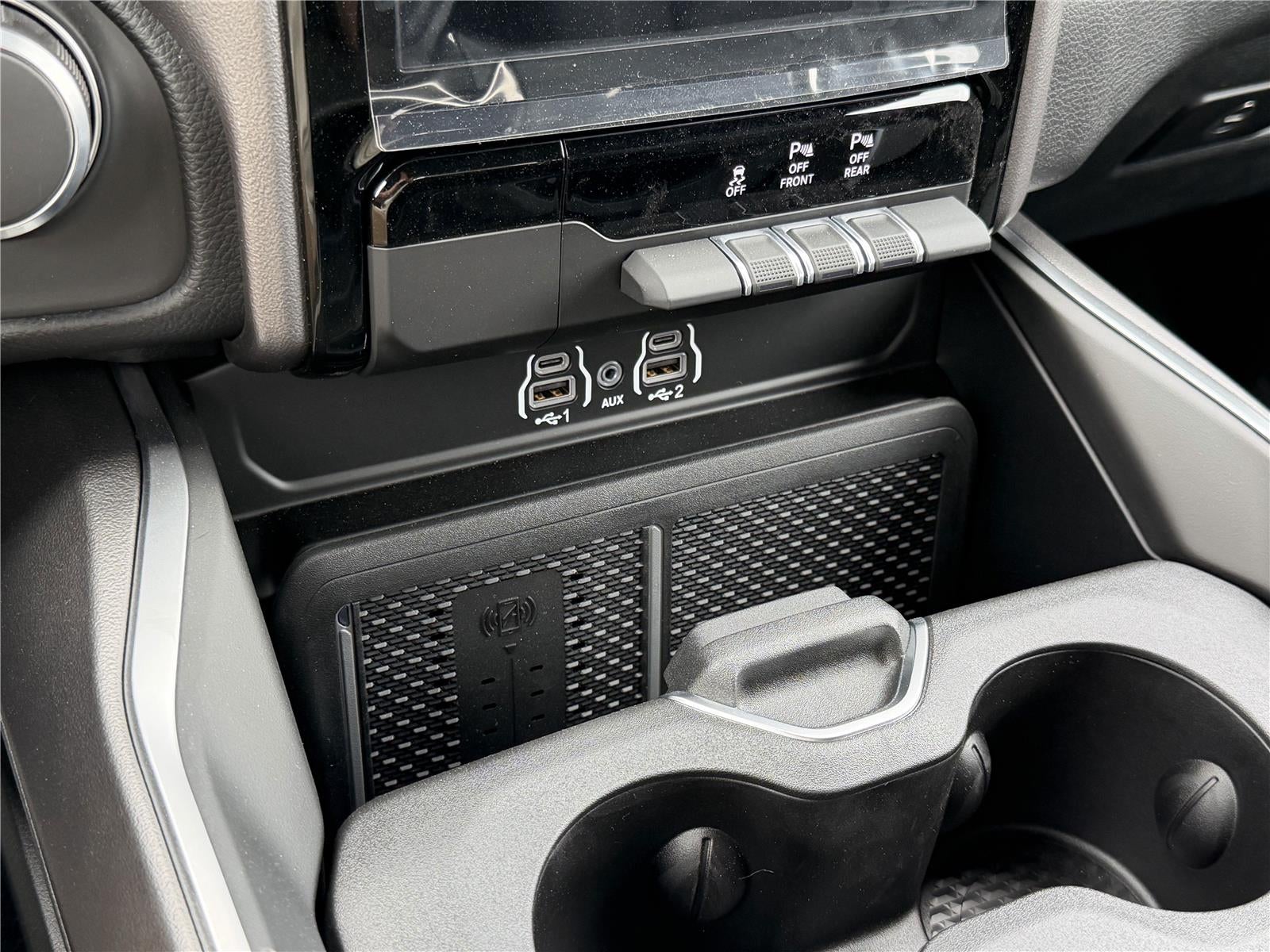 2026 RAM 1500 BIG HORN CREW CAB 4X2 5'7' BOX