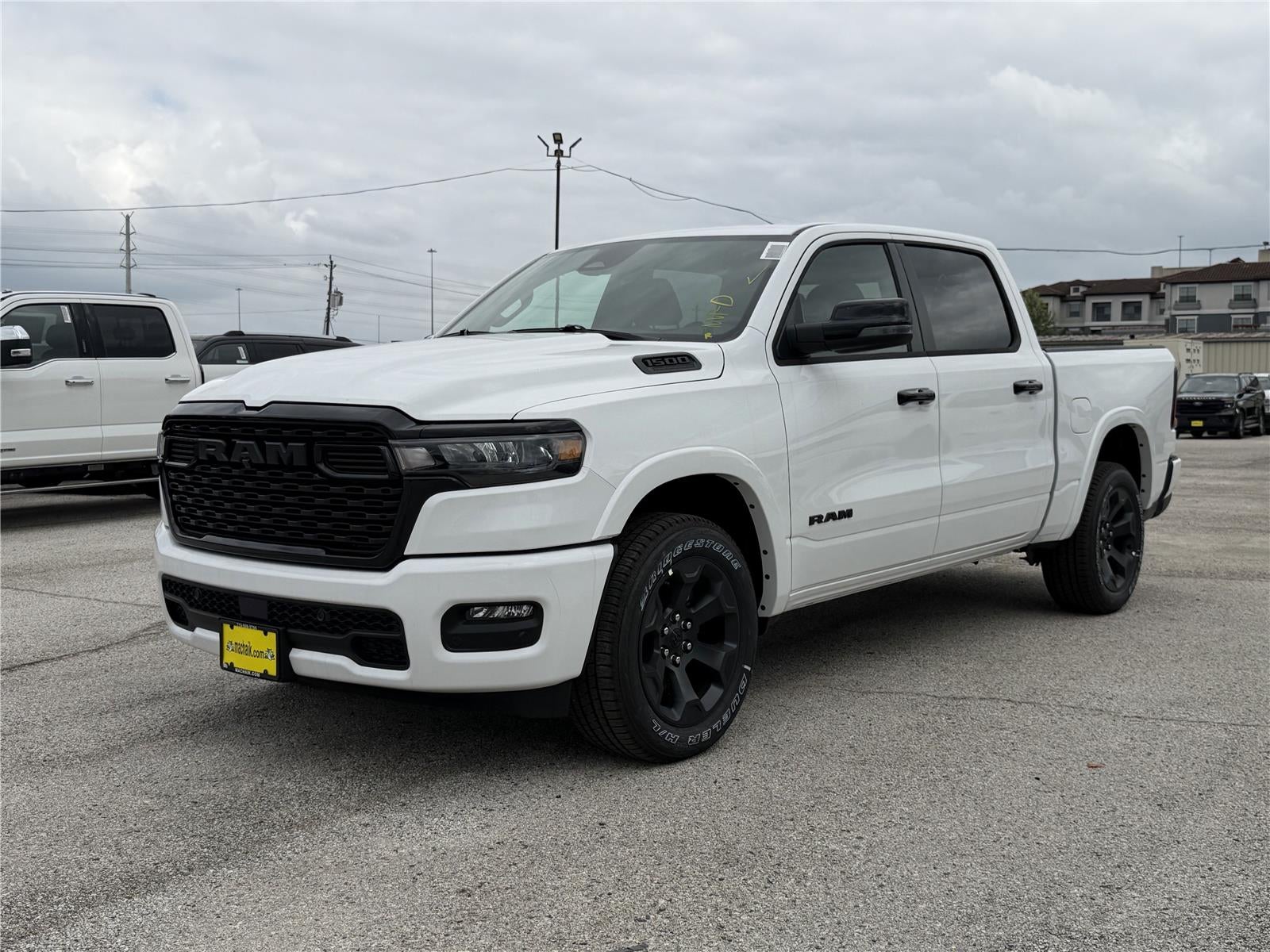 2026 RAM 1500 BIG HORN CREW CAB 4X2 5'7' BOX