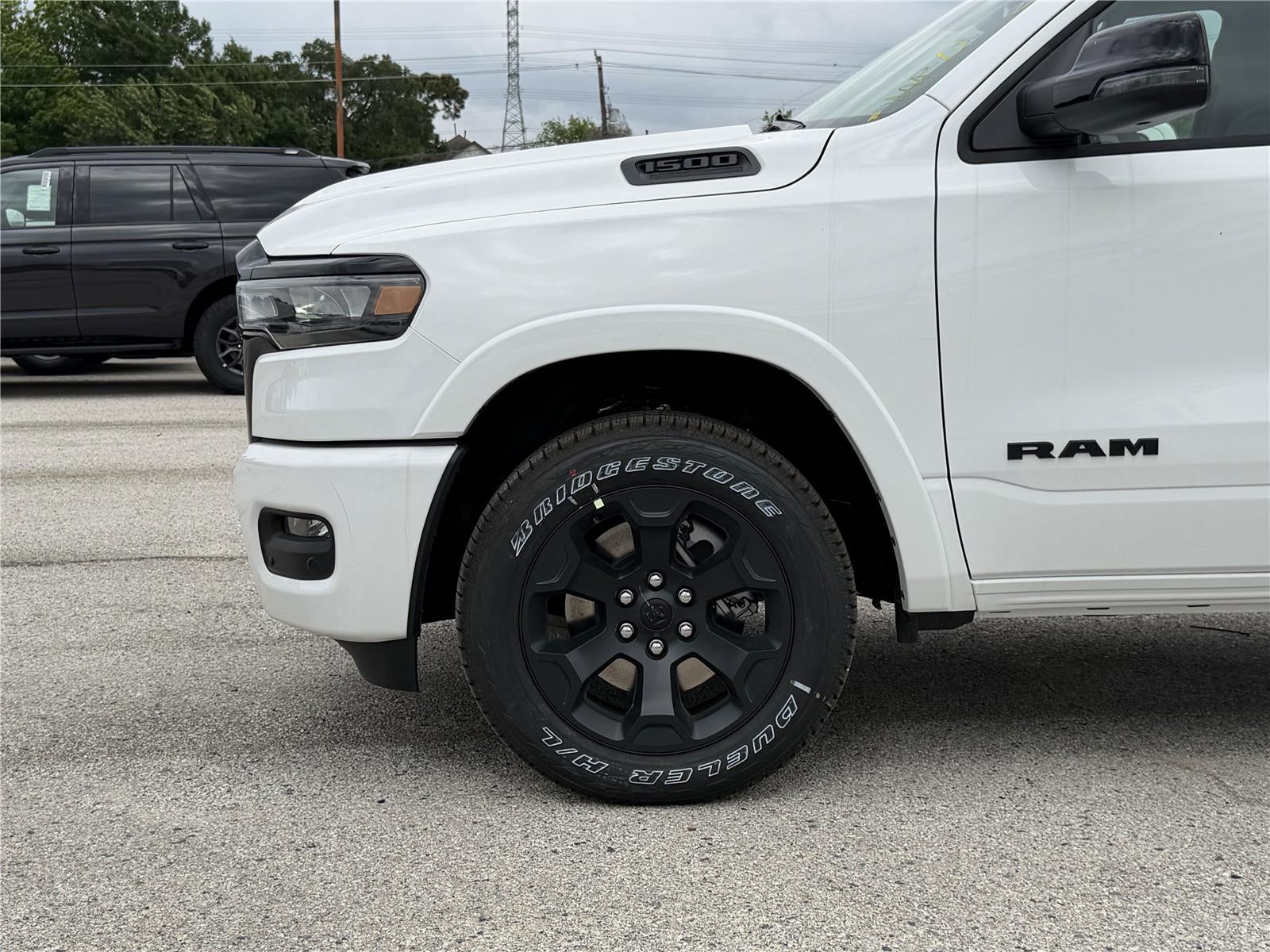 2026 RAM 1500 BIG HORN CREW CAB 4X2 5'7' BOX