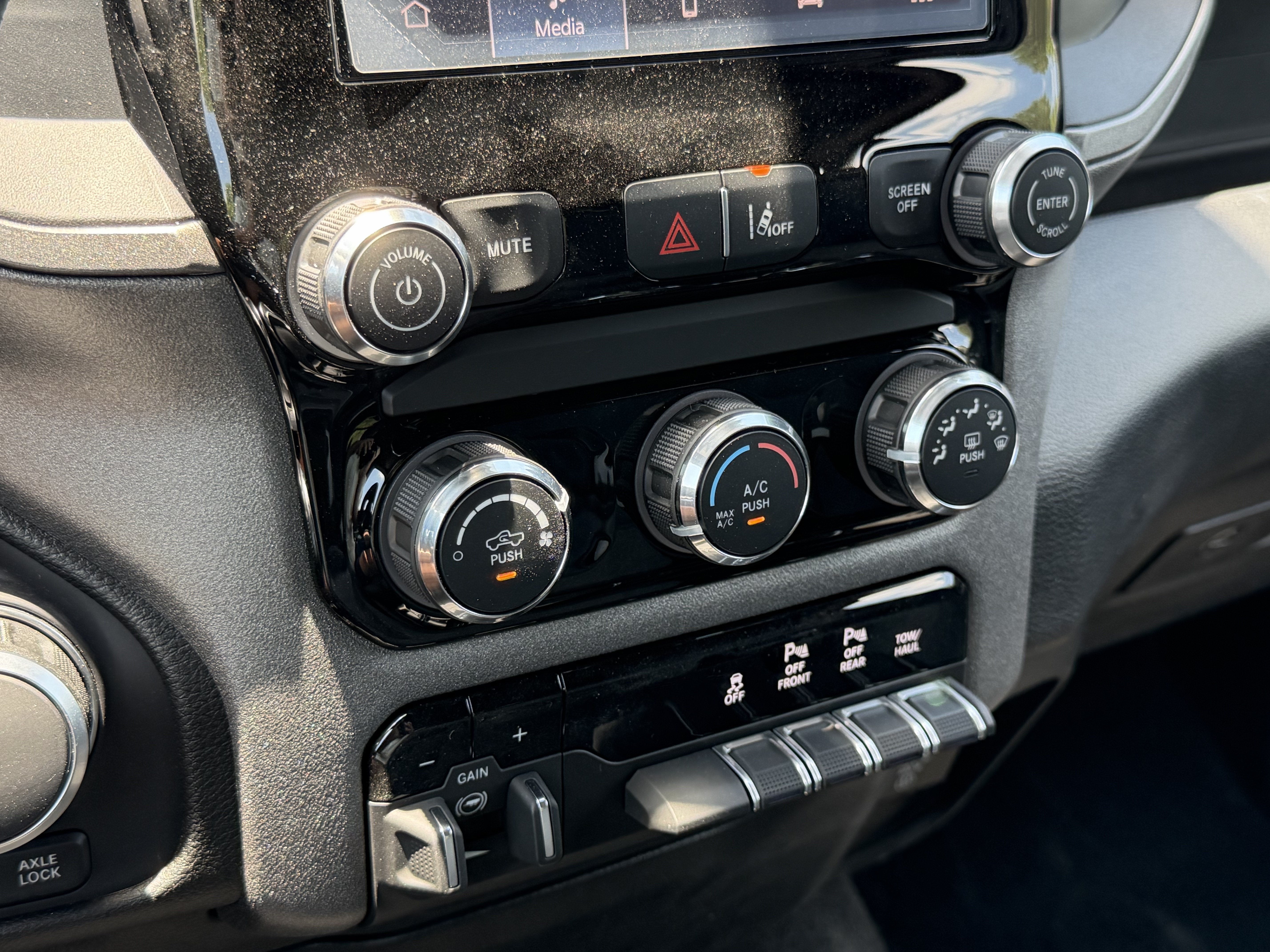 2026 RAM 1500 Warlock