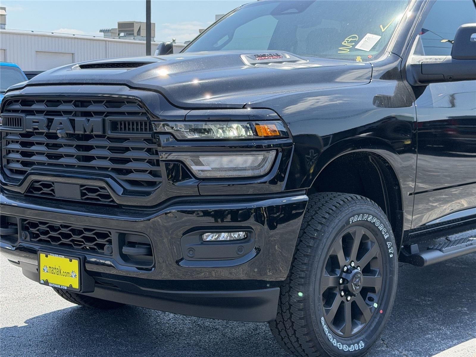 2026 RAM 2500 BLACK EXPRESS CREW CAB 4X4 6'4' BOX