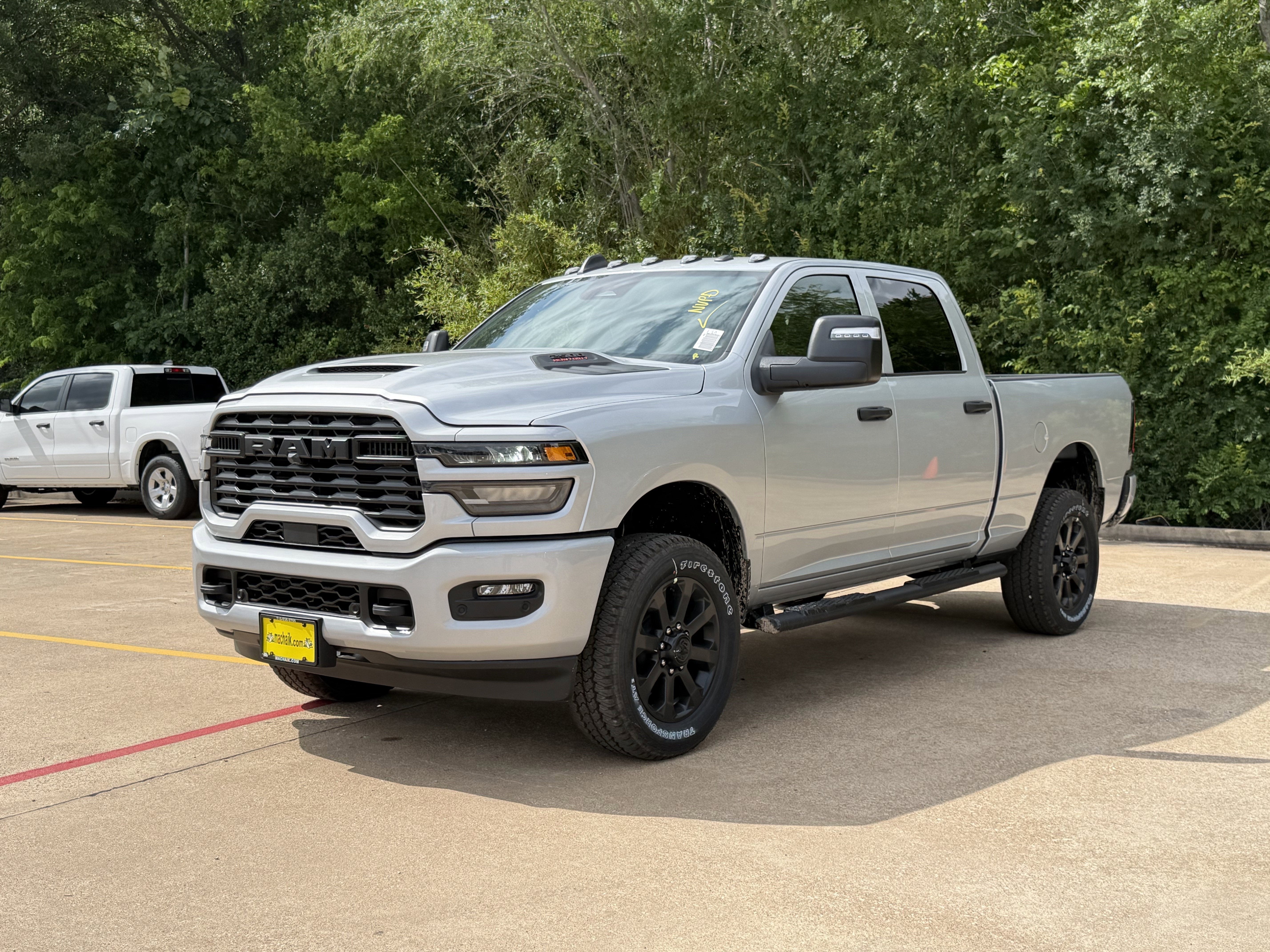 2026 RAM 2500 BLACK EXPRESS CREW CAB 4X4 6'4' BOX