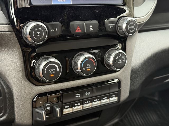 2026 RAM 3500 Tradesman 167.5 WB