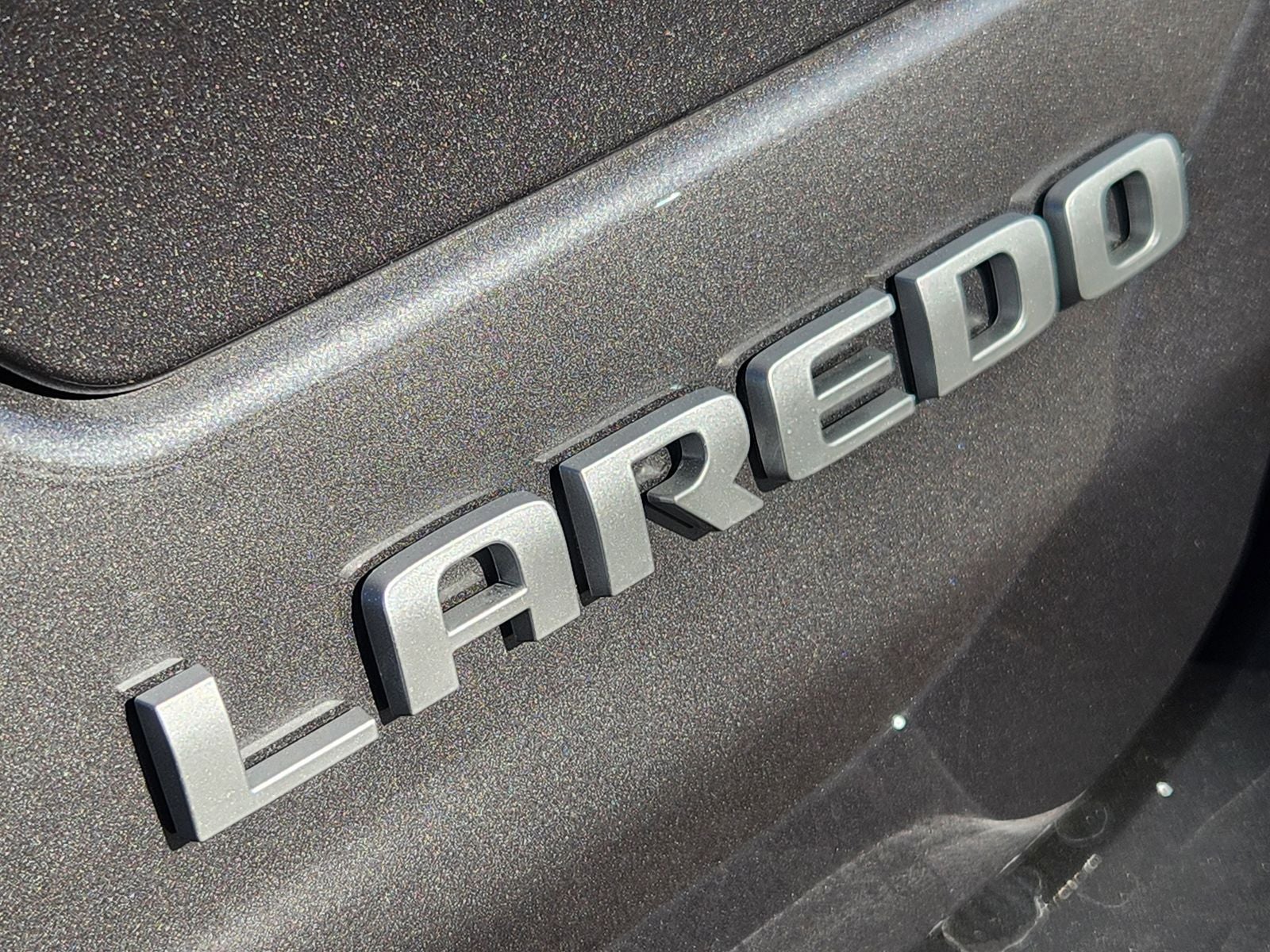2025 Jeep Grand Cherokee GRAND CHEROKEE LAREDO X 4X2