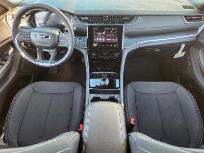 2025 Jeep Grand Cherokee GRAND CHEROKEE LAREDO X 4X2