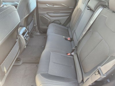 2025 Jeep Grand Cherokee GRAND CHEROKEE LAREDO X 4X2