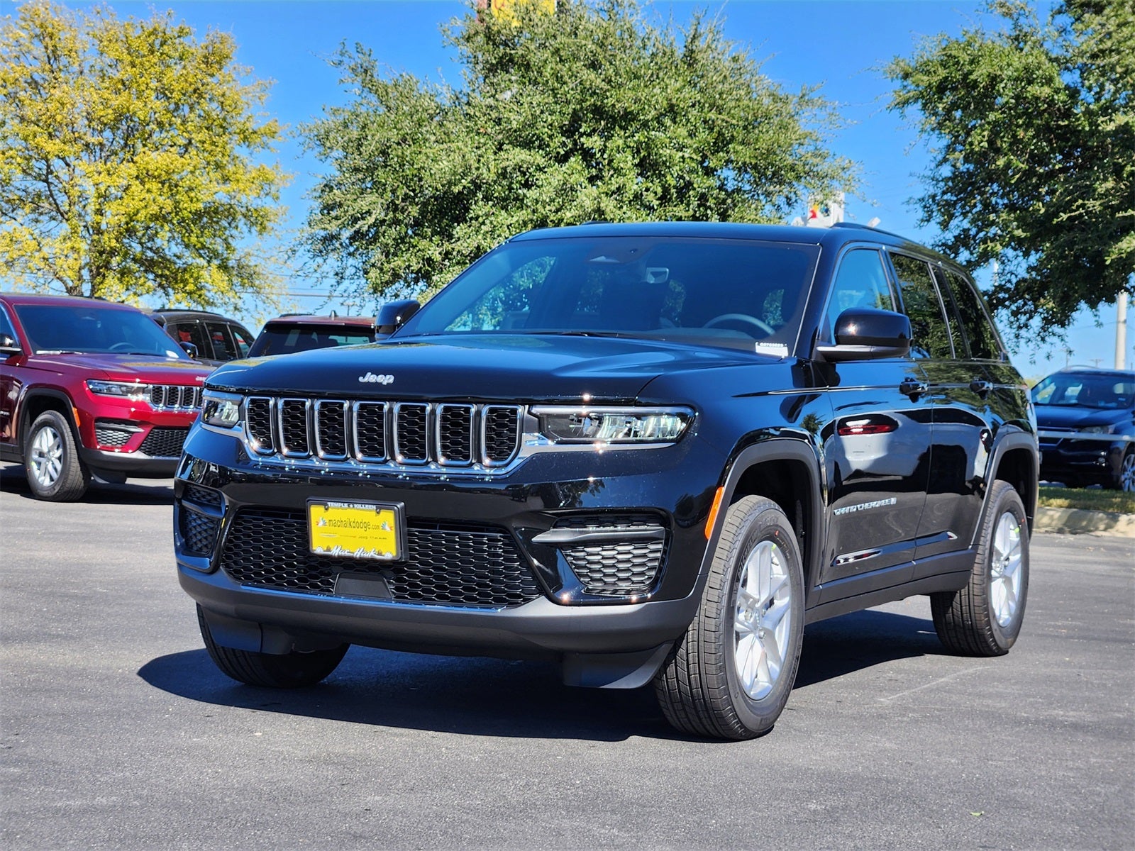 2025 Jeep Grand Cherokee GRAND CHEROKEE LAREDO X 4X2