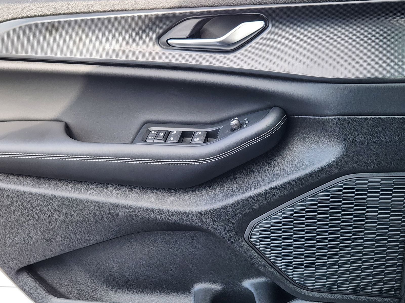 2025 Jeep Grand Cherokee GRAND CHEROKEE LAREDO X 4X2