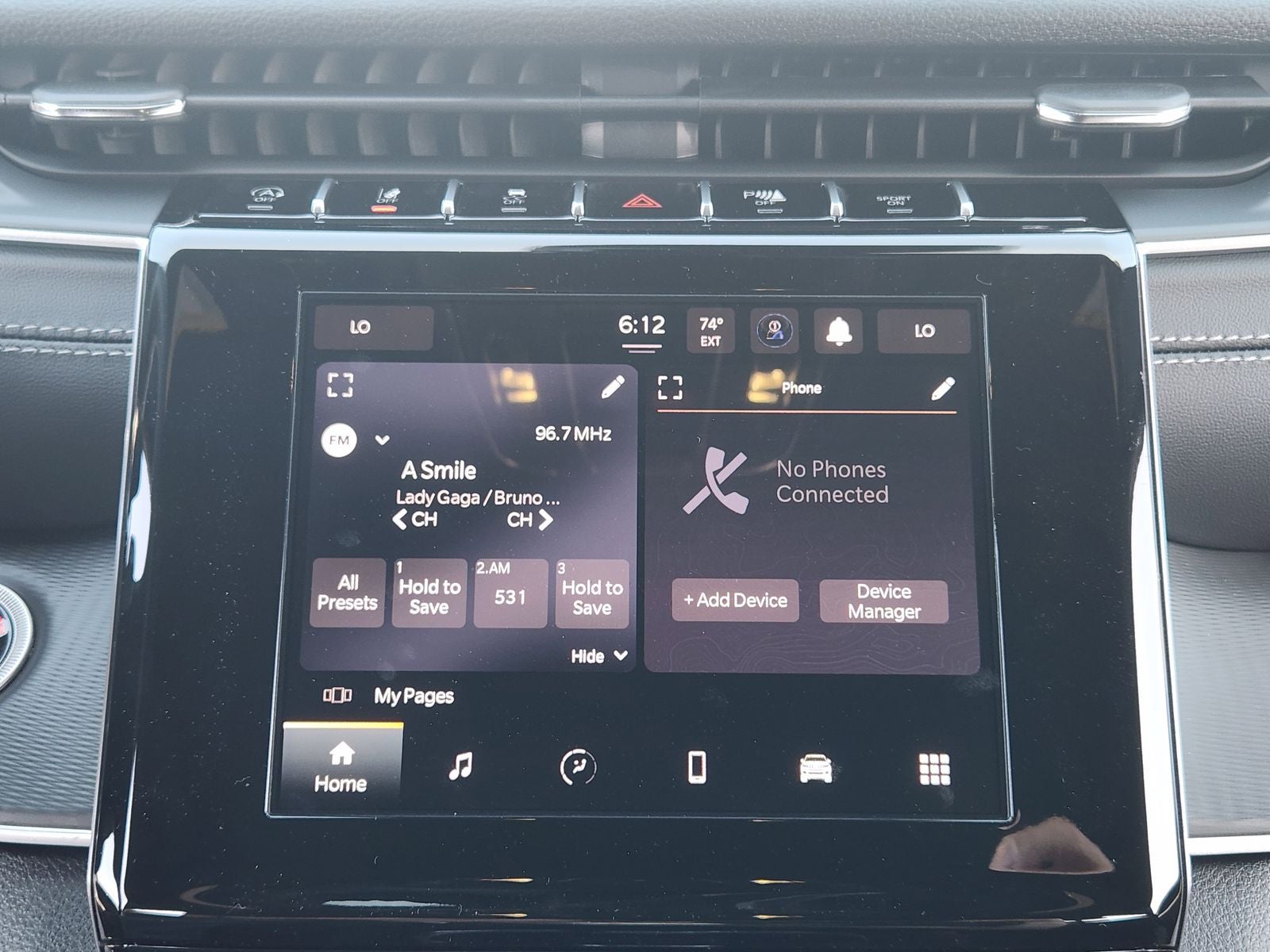 2025 Jeep Grand Cherokee GRAND CHEROKEE LAREDO X 4X2