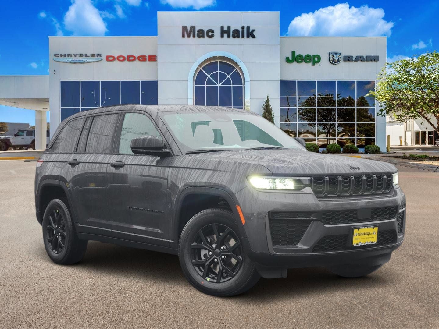 2026 Jeep Grand Cherokee GRAND CHEROKEE LAREDO ALTITUDE 4X4