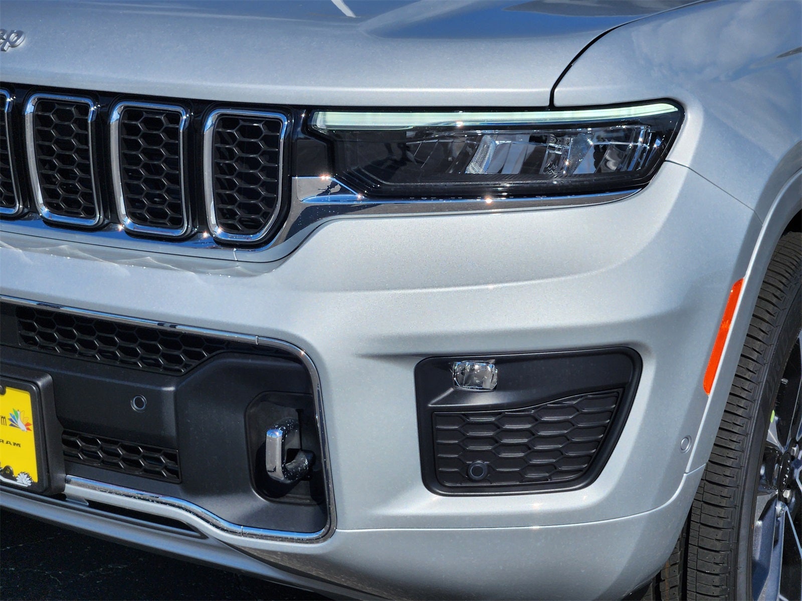 2025 Jeep Grand Cherokee GRAND CHEROKEE OVERLAND 4X4