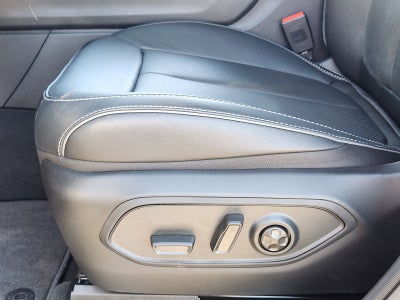 2025 Jeep Grand Cherokee GRAND CHEROKEE OVERLAND 4X4