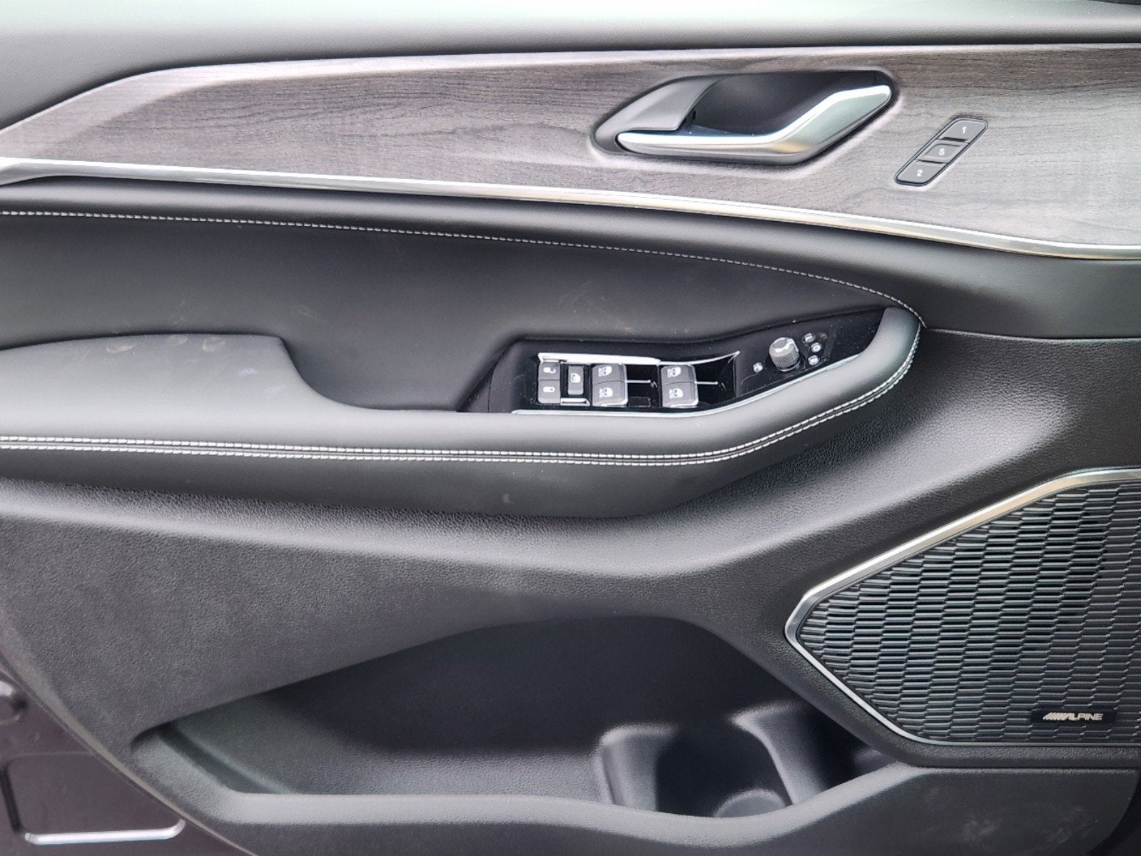 2025 Jeep Grand Cherokee GRAND CHEROKEE L OVERLAND 4X4