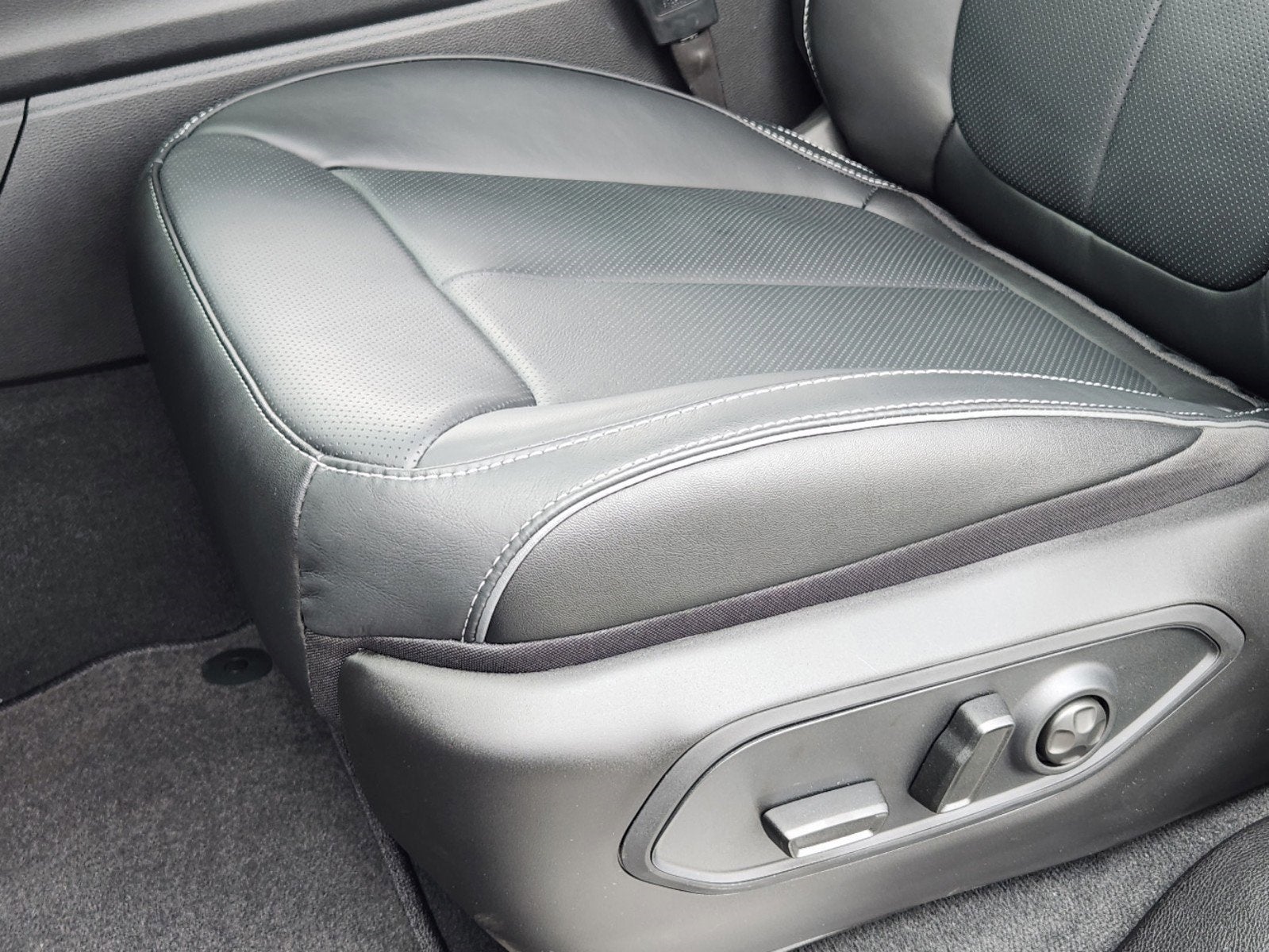 2025 Jeep Grand Cherokee GRAND CHEROKEE L OVERLAND 4X4