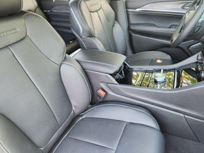 2025 Jeep Grand Cherokee GRAND CHEROKEE L OVERLAND 4X4