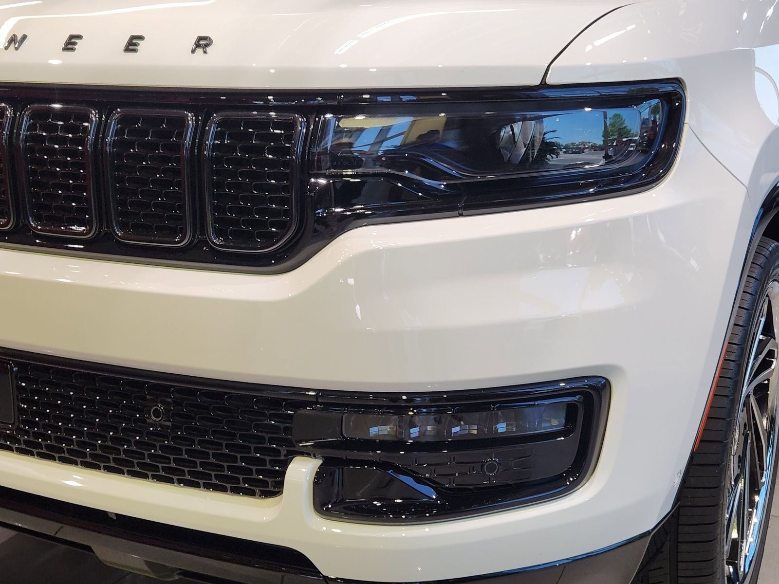 2025 Jeep Wagoneer WAGONEER L CARBIDE 4X4