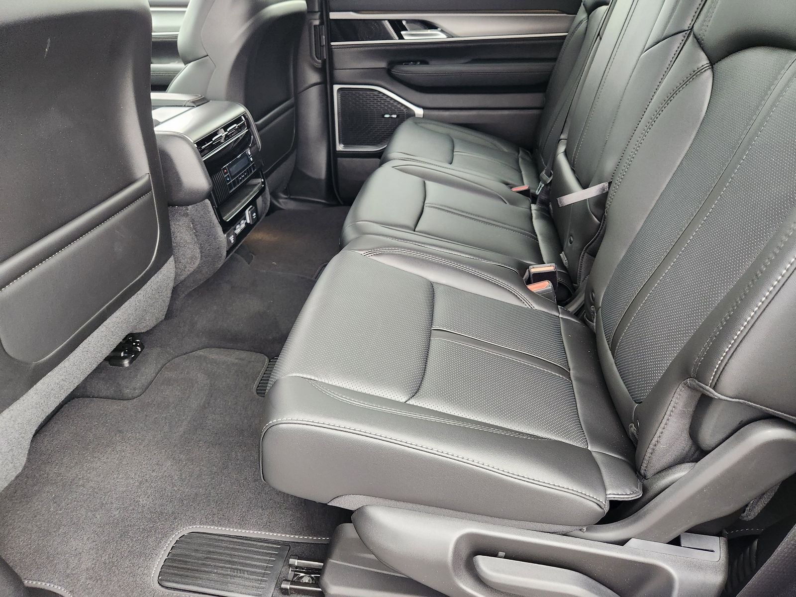 2026 Jeep Grand Wagoneer GRAND WAGONEER 4X4