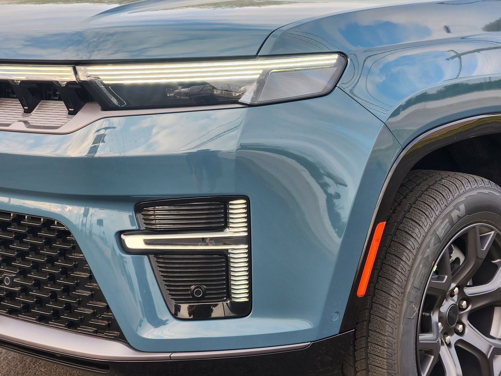 2026 Jeep Grand Wagoneer GRAND WAGONEER LIMITED ALTITUDE 4X4