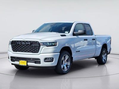 2026 RAM Ram 1500 RAM 1500 EXPRESS QUAD CAB 4X2 6'4' BOX