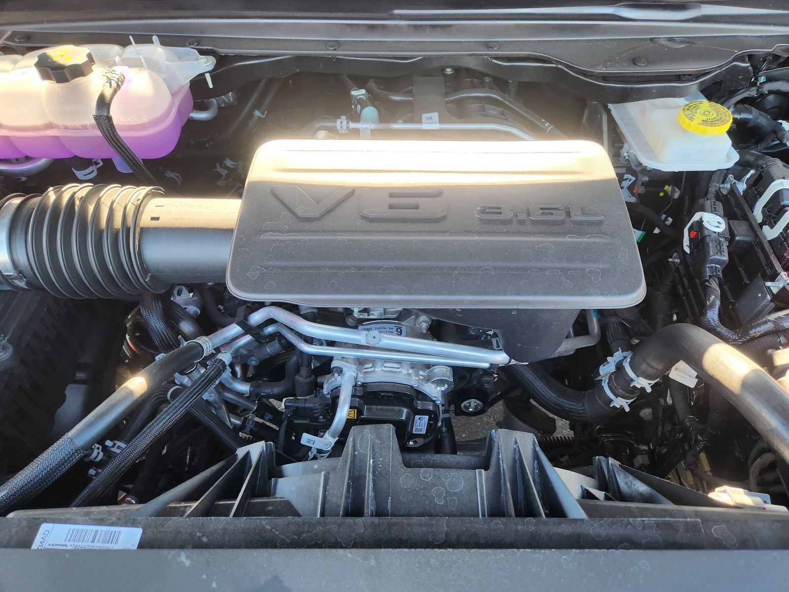 2026 RAM Ram 1500 RAM 1500 LONE STAR CREW CAB 4X2 5'7' BOX