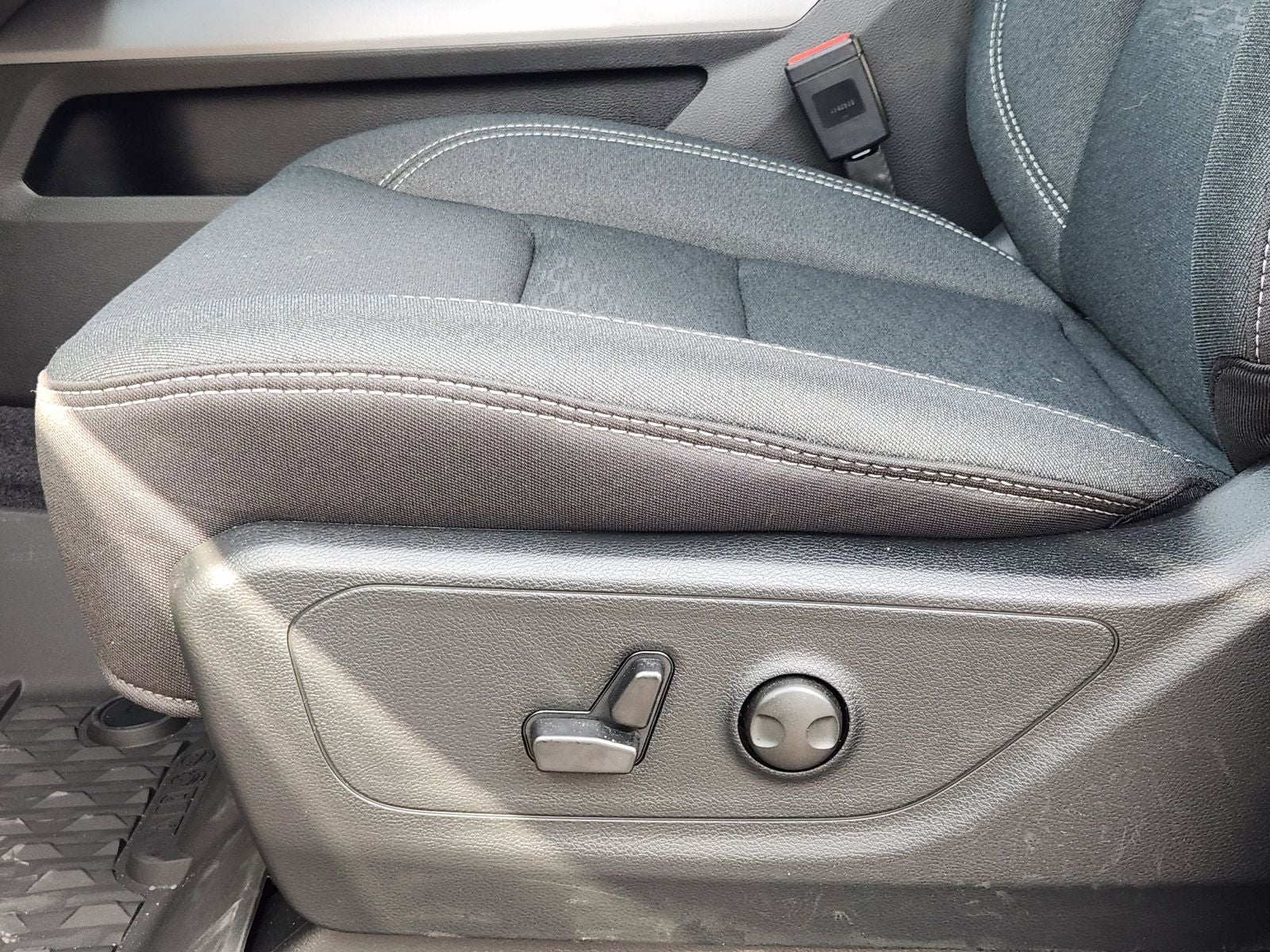 2026 RAM Ram 1500 RAM 1500 LONE STAR CREW CAB 4X2 5'7' BOX