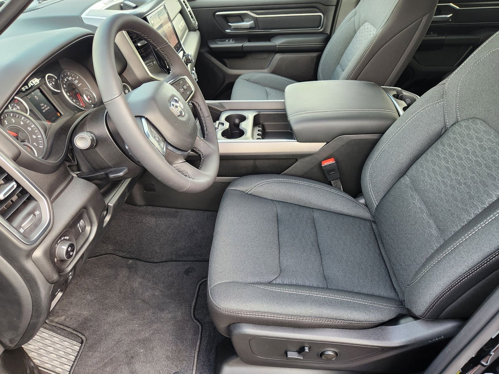 2026 RAM 1500 RAM 1500 LONE STAR CREW CAB 4X2 5'7' BOX