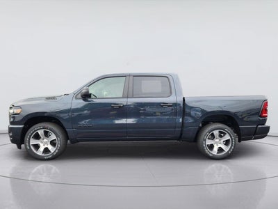 2026 RAM Ram 1500 RAM 1500 EXPRESS CREW CAB 4X2 5'7' BOX