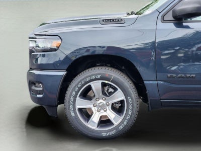 2026 RAM Ram 1500 RAM 1500 EXPRESS CREW CAB 4X2 5'7' BOX