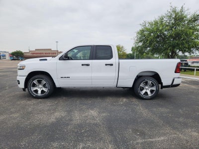 2026 RAM Ram 1500 RAM 1500 EXPRESS QUAD CAB 4X2 6'4' BOX